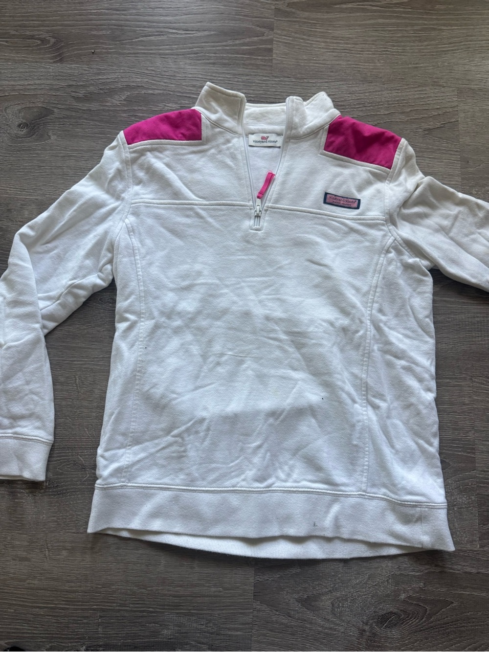 Vineyard Vines White Half-Zip Sweatshirt with Pink Shoulder Accents